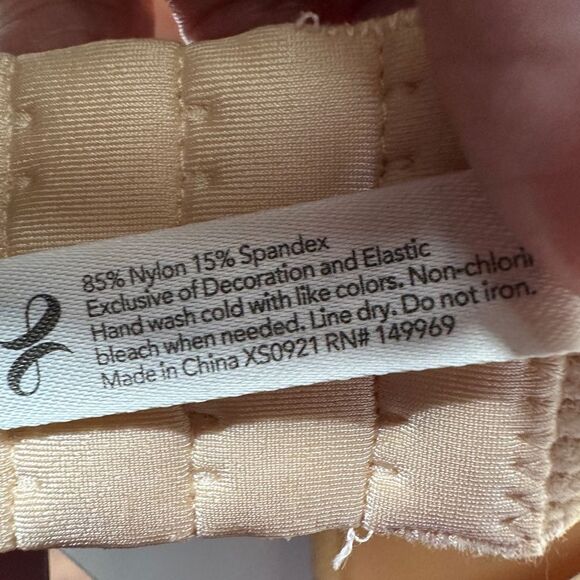 Lively T-Shirt Wireless Spacer Bra No Underwire 36DDD - Picture 10 of 10